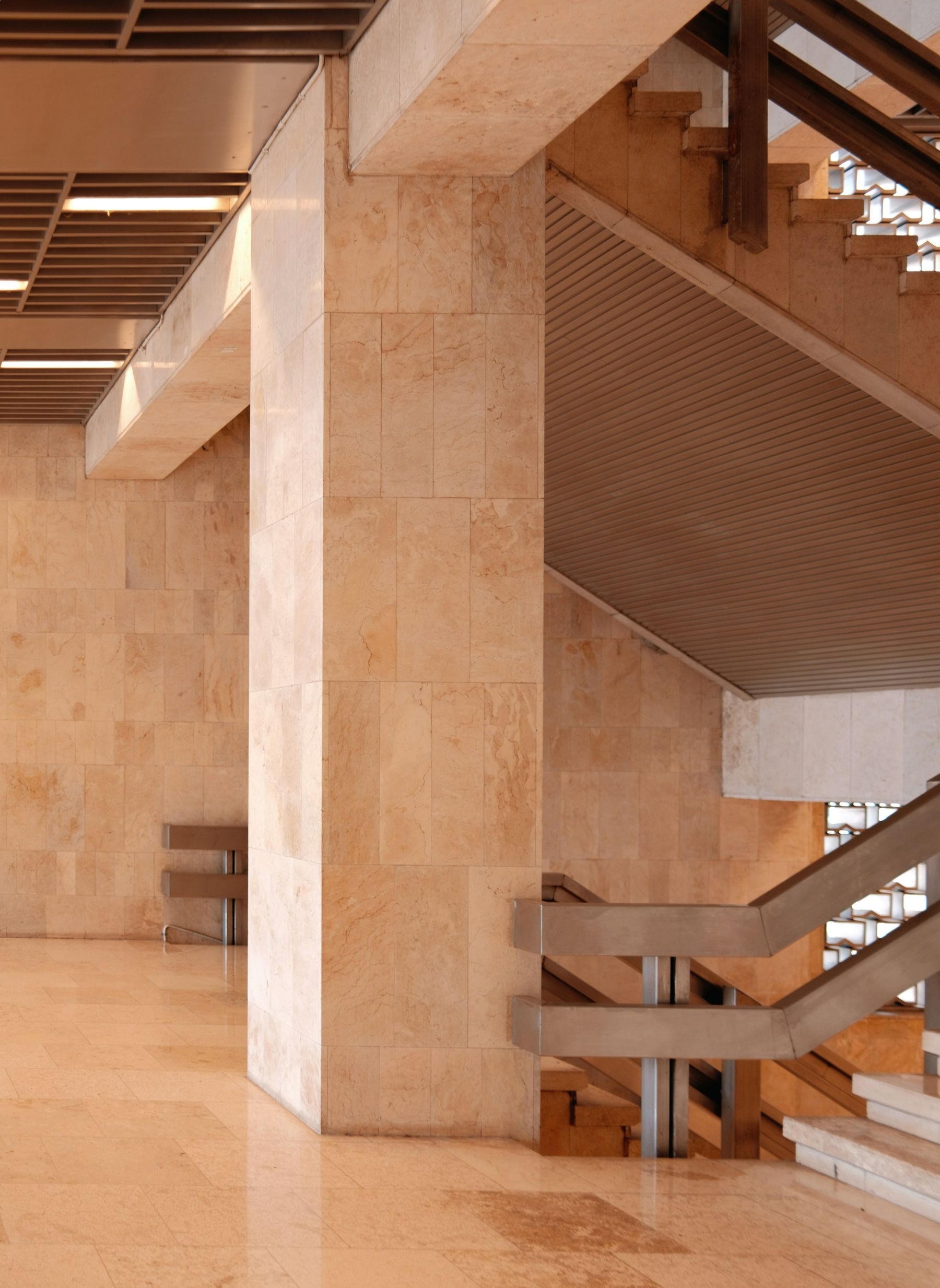 Geometric staircase inside a modern building